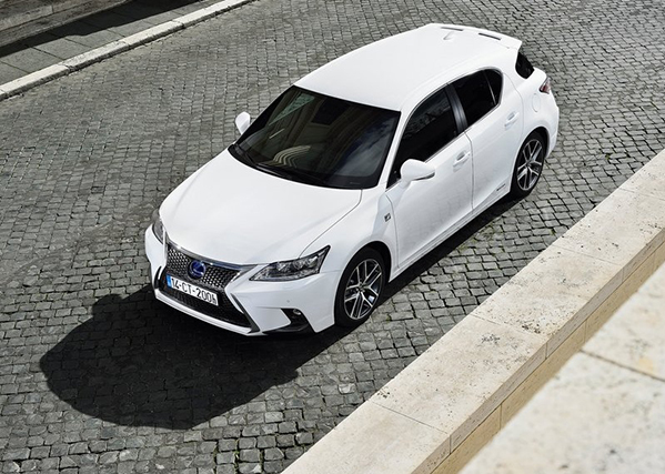 https://wcar.sets.lv/cars/Lexus/CT 200h hečbeks/c7fd132a707b7c1357632c1ddcd7f3c3.jpg
